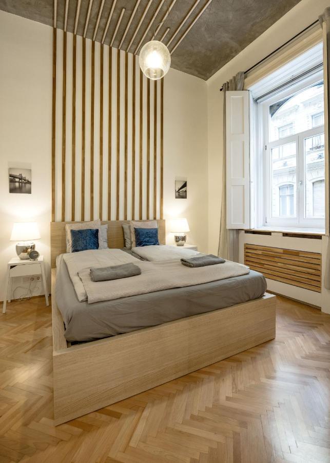 Industrial Fantasy Apartment Budapest Luaran gambar