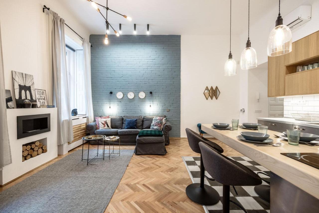 Industrial Fantasy Apartment Budapest Luaran gambar